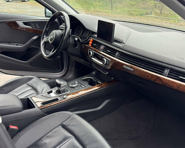 Серый Ауди А4, объемом двигателя 1.98 л и пробегом 174 тыс. км за 16700 $, фото 14 на Automoto.ua