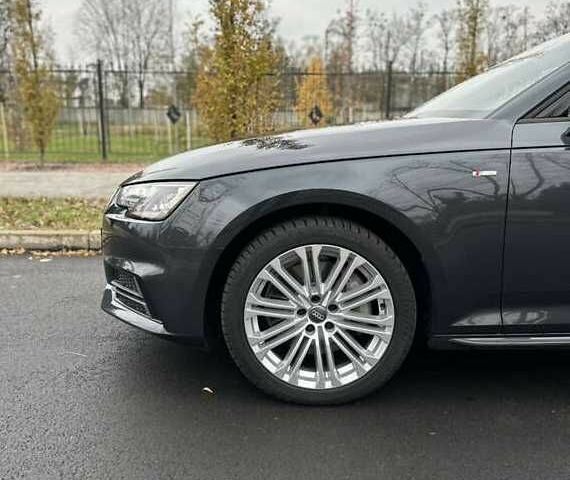Серый Ауди А4, объемом двигателя 2 л и пробегом 130 тыс. км за 14200 $, фото 1 на Automoto.ua