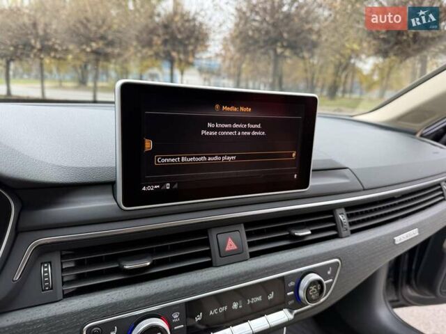 Сірий Ауді А4, об'ємом двигуна 1.98 л та пробігом 124 тис. км за 19900 $, фото 29 на Automoto.ua