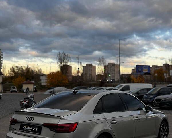 Серый Ауди А4, объемом двигателя 1.98 л и пробегом 178 тыс. км за 12500 $, фото 6 на Automoto.ua