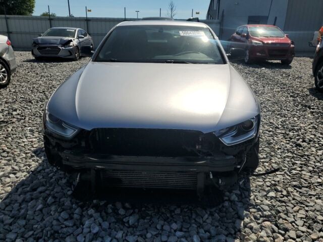 Серый Ауди А4, объемом двигателя 2 л и пробегом 162 тыс. км за 11000 $, фото 1 на Automoto.ua