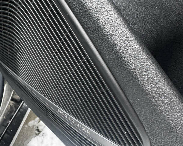 Сірий Ауді А4, об'ємом двигуна 2 л та пробігом 96 тис. км за 15300 $, фото 13 на Automoto.ua