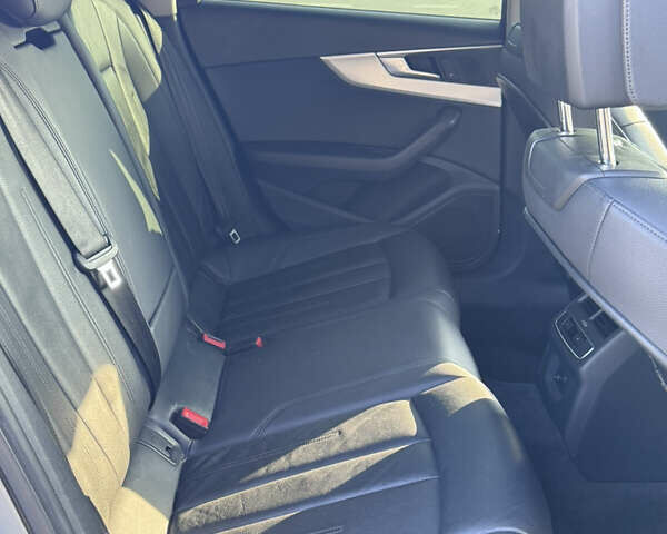 Сірий Ауді А4, об'ємом двигуна 2 л та пробігом 179 тис. км за 16500 $, фото 10 на Automoto.ua