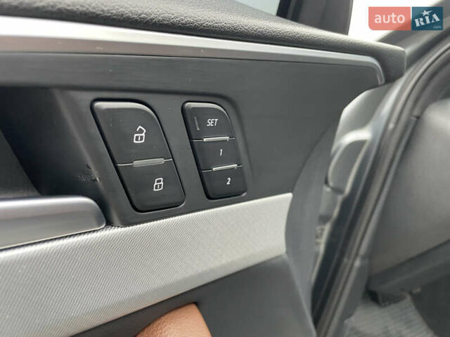 Сірий Ауді А4, об'ємом двигуна 2 л та пробігом 54 тис. км за 17800 $, фото 24 на Automoto.ua