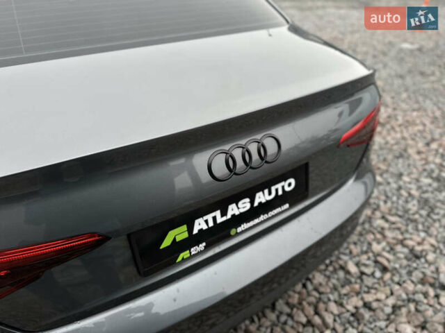 Сірий Ауді А4, об'ємом двигуна 1.98 л та пробігом 155 тис. км за 18500 $, фото 5 на Automoto.ua