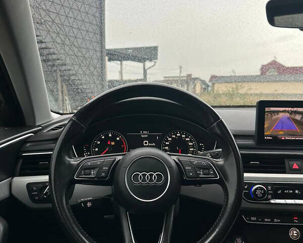 Сірий Ауді А4, об'ємом двигуна 2 л та пробігом 278 тис. км за 16000 $, фото 10 на Automoto.ua