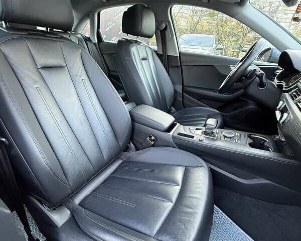 Серый Ауди А4, объемом двигателя 1.98 л и пробегом 168 тыс. км за 19600 $, фото 30 на Automoto.ua