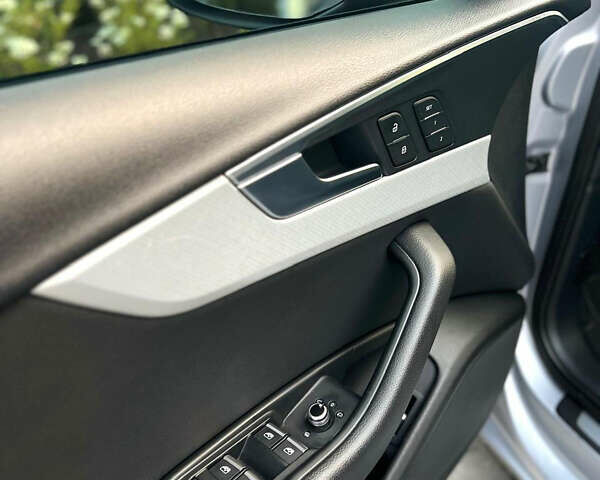 Серый Ауди А4, объемом двигателя 1.98 л и пробегом 185 тыс. км за 15400 $, фото 20 на Automoto.ua