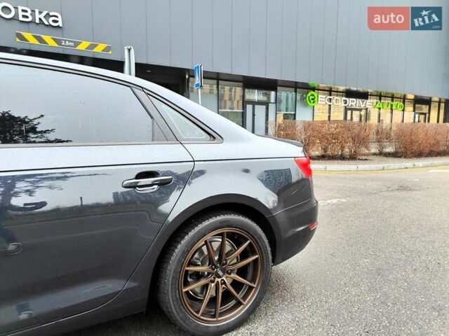 Серый Ауди А4, объемом двигателя 2 л и пробегом 128 тыс. км за 15990 $, фото 6 на Automoto.ua