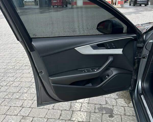 Сірий Ауді А4, об'ємом двигуна 1.98 л та пробігом 100 тис. км за 16900 $, фото 25 на Automoto.ua