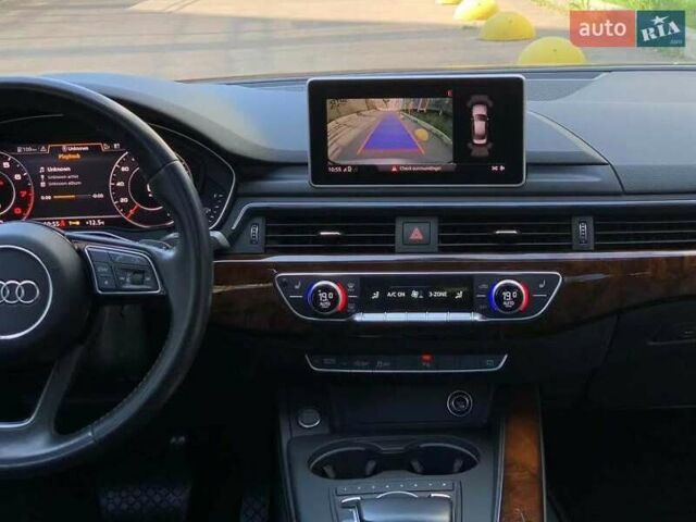 Серый Ауди А4, объемом двигателя 1.98 л и пробегом 112 тыс. км за 16000 $, фото 5 на Automoto.ua
