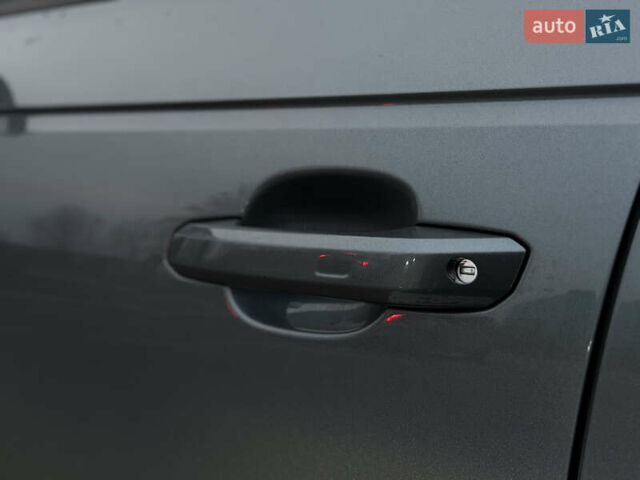 Серый Ауди А4, объемом двигателя 1.98 л и пробегом 160 тыс. км за 17999 $, фото 10 на Automoto.ua