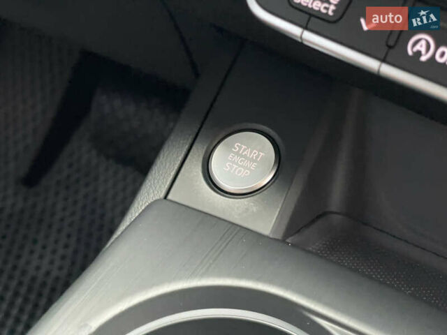 Сірий Ауді А4, об'ємом двигуна 2 л та пробігом 54 тис. км за 17800 $, фото 48 на Automoto.ua