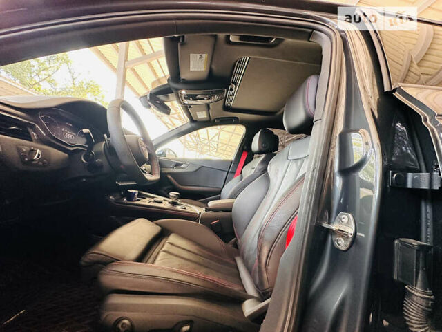 Серый Ауди А4, объемом двигателя 1.98 л и пробегом 110 тыс. км за 21500 $, фото 12 на Automoto.ua