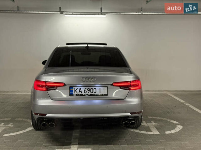 Серый Ауди А4, объемом двигателя 2 л и пробегом 99 тыс. км за 18200 $, фото 10 на Automoto.ua