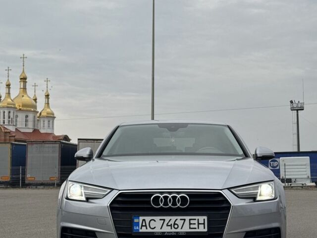 Сірий Ауді А4, об'ємом двигуна 2 л та пробігом 220 тис. км за 18999 $, фото 4 на Automoto.ua