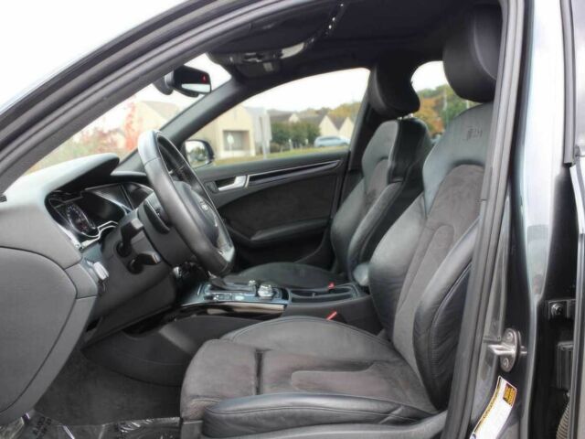 Сірий Ауді А4, об'ємом двигуна 2 л та пробігом 70 тис. км за 7900 $, фото 8 на Automoto.ua