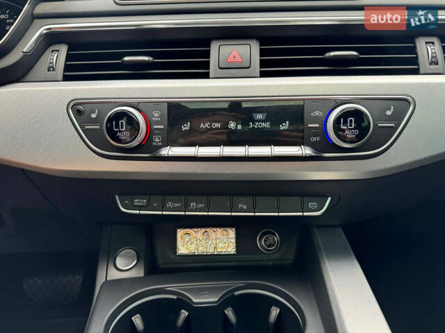 Серый Ауди А4, объемом двигателя 1.98 л и пробегом 167 тыс. км за 18200 $, фото 11 на Automoto.ua