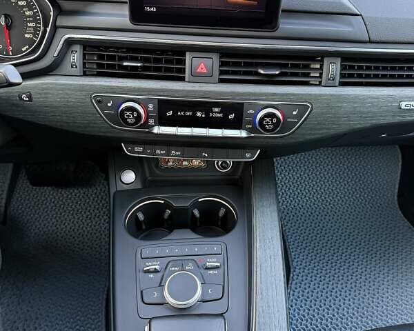 Сірий Ауді А4, об'ємом двигуна 1.98 л та пробігом 168 тис. км за 19600 $, фото 22 на Automoto.ua