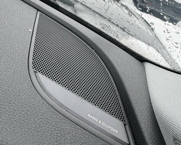 Сірий Ауді А4, об'ємом двигуна 2 л та пробігом 96 тис. км за 15300 $, фото 10 на Automoto.ua