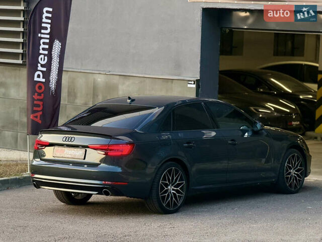 Сірий Ауді А4, об'ємом двигуна 2 л та пробігом 110 тис. км за 19500 $, фото 7 на Automoto.ua