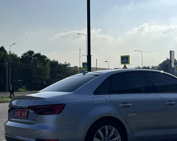 Сірий Ауді А4, об'ємом двигуна 2 л та пробігом 179 тис. км за 16500 $, фото 1 на Automoto.ua