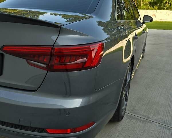 Серый Ауди А4, объемом двигателя 1.98 л и пробегом 126 тыс. км за 21900 $, фото 11 на Automoto.ua