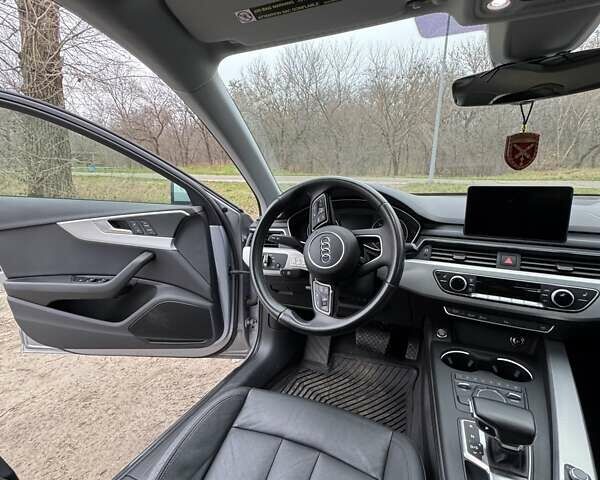 Сірий Ауді А4, об'ємом двигуна 1.98 л та пробігом 96 тис. км за 21900 $, фото 9 на Automoto.ua