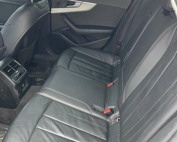 Сірий Ауді А4, об'ємом двигуна 1.98 л та пробігом 216 тис. км за 17500 $, фото 11 на Automoto.ua