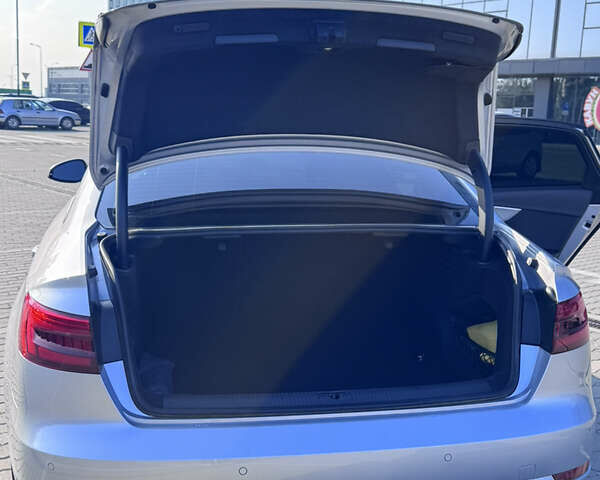 Сірий Ауді А4, об'ємом двигуна 2 л та пробігом 179 тис. км за 16500 $, фото 6 на Automoto.ua