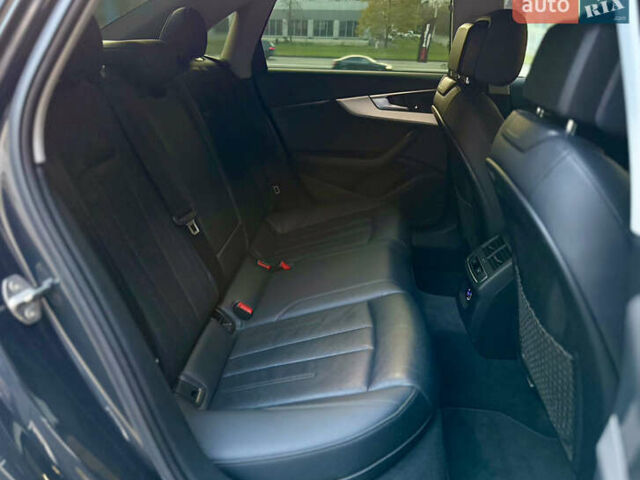 Сірий Ауді А4, об'ємом двигуна 2 л та пробігом 110 тис. км за 19500 $, фото 15 на Automoto.ua