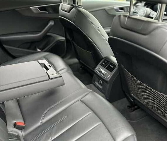 Серый Ауди А4, объемом двигателя 2 л и пробегом 130 тыс. км за 14200 $, фото 9 на Automoto.ua