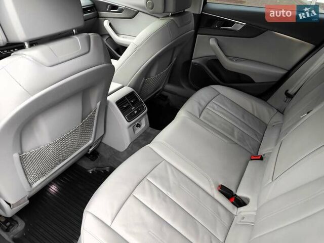 Серый Ауди А4, объемом двигателя 2 л и пробегом 128 тыс. км за 15990 $, фото 46 на Automoto.ua