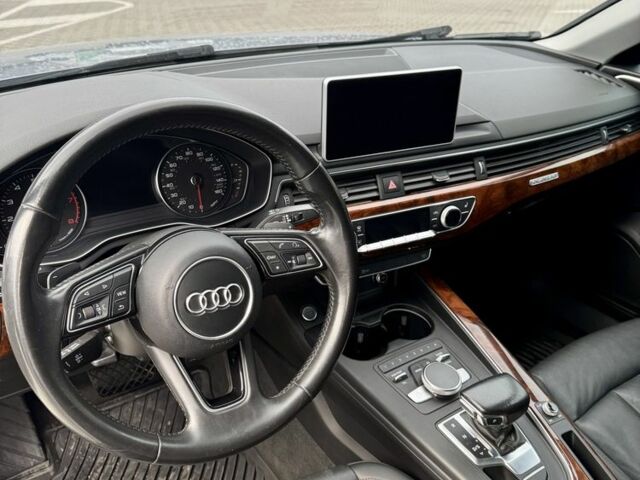 Серый Ауди А4, объемом двигателя 2 л и пробегом 166 тыс. км за 17900 $, фото 2 на Automoto.ua