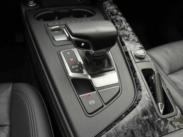 Сірий Ауді А4, об'ємом двигуна 2 л та пробігом 137 тис. км за 15700 $, фото 9 на Automoto.ua