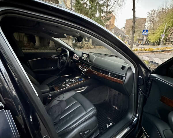 Сірий Ауді А4, об'ємом двигуна 1.98 л та пробігом 101 тис. км за 22000 $, фото 6 на Automoto.ua