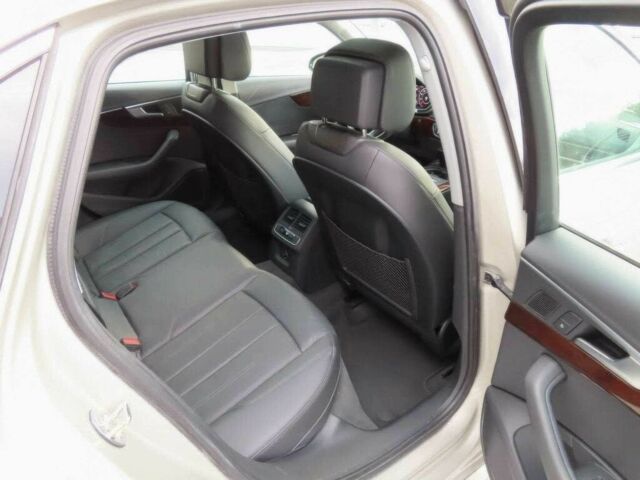 Ауді А4 2017 у Хмельницькому на Automoto.ua Сірий Ауді А4, об'ємом двигуна 2 л та пробігом 59 тис. км за 12700 $, фото 12 на Automoto.ua