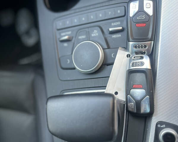 Ауді А4 2017 у Києві на Automoto.ua Сірий Ауді А4, об'ємом двигуна 2 л та пробігом 211 тис. км за 17300 $, фото 105 на Automoto.ua