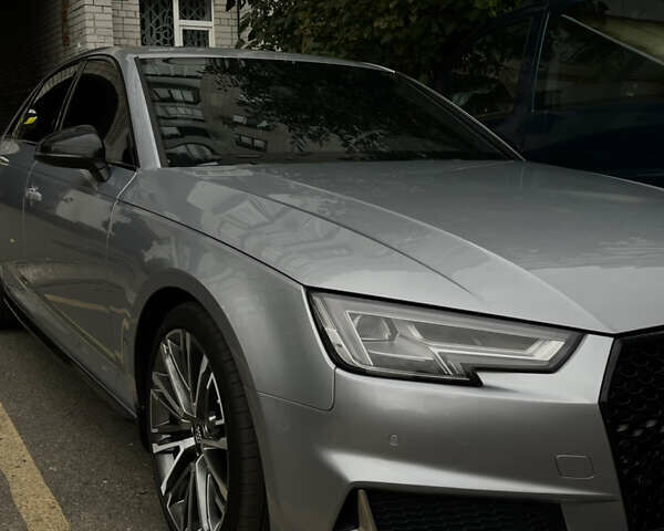 Ауді А4 2017 у Черкасах на Automoto.ua Сірий Ауді А4, об'ємом двигуна 1.98 л та пробігом 173 тис. км за 20000 $, фото 12 на Automoto.ua