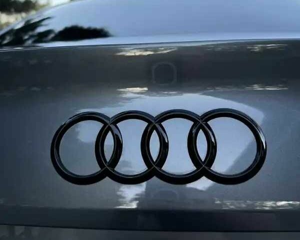 Сірий Ауді А4, об'ємом двигуна 2 л та пробігом 160 тис. км за 21200 $, фото 20 на Automoto.ua