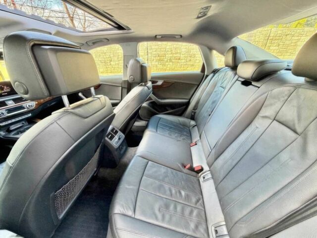 Серый Ауди А4, объемом двигателя 2 л и пробегом 55 тыс. км за 13500 $, фото 15 на Automoto.ua