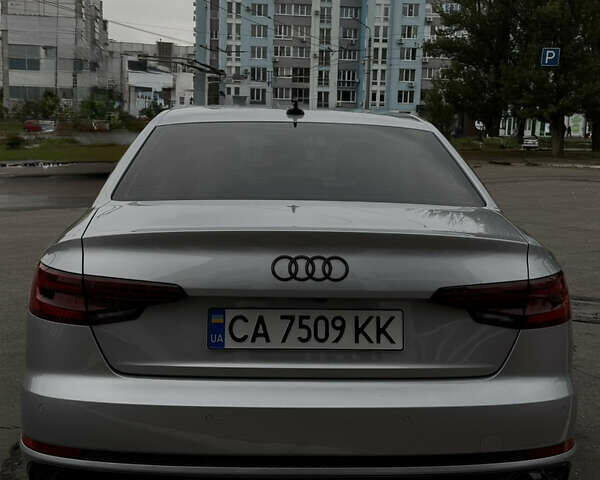 Ауді А4 2017 у Черкасах на Automoto.ua Сірий Ауді А4, об'ємом двигуна 1.98 л та пробігом 173 тис. км за 20000 $, фото 7 на Automoto.ua