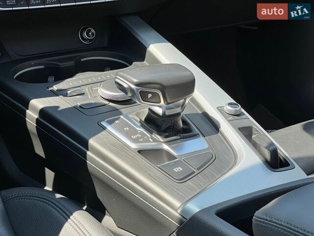 Серый Ауди А4, объемом двигателя 2 л и пробегом 141 тыс. км за 14500 $, фото 35 на Automoto.ua