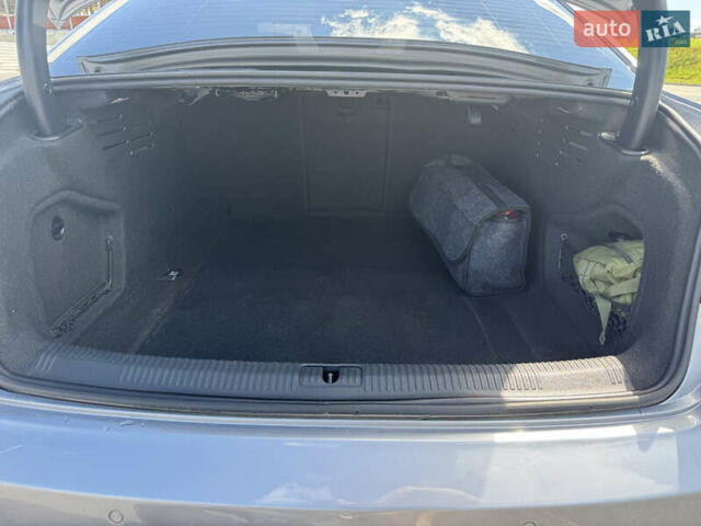 Серый Ауди А4, объемом двигателя 1.98 л и пробегом 138 тыс. км за 19999 $, фото 20 на Automoto.ua