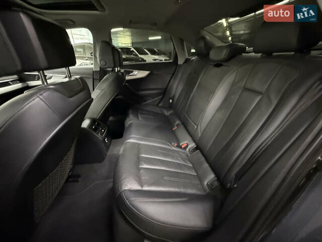 Сірий Ауді А4, об'ємом двигуна 2 л та пробігом 113 тис. км за 17900 $, фото 18 на Automoto.ua