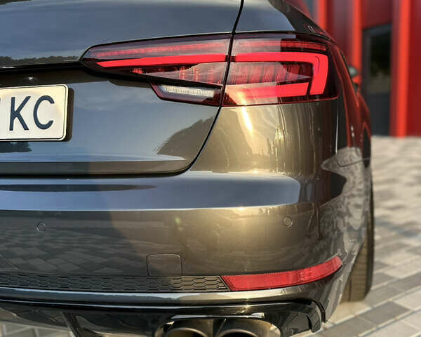 Сірий Ауді А4, об'ємом двигуна 1.98 л та пробігом 85 тис. км за 28500 $, фото 23 на Automoto.ua
