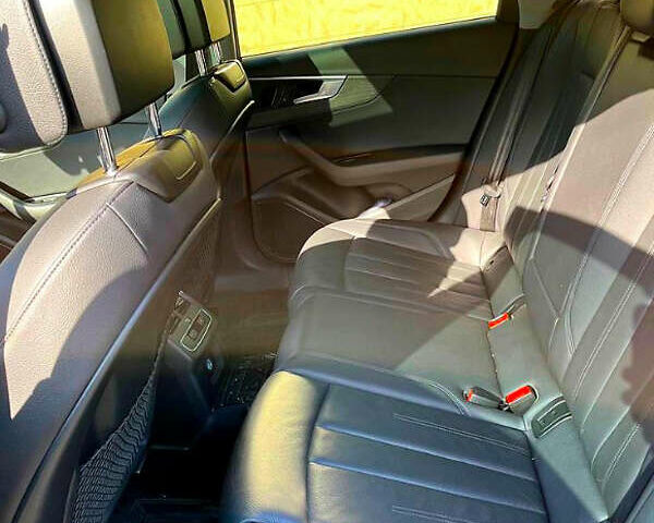 Сірий Ауді А4, об'ємом двигуна 1.98 л та пробігом 65 тис. км за 20000 $, фото 9 на Automoto.ua