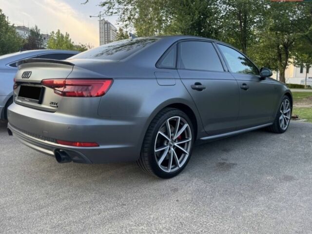 Серый Ауди А4, объемом двигателя 2 л и пробегом 121 тыс. км за 24900 $, фото 2 на Automoto.ua