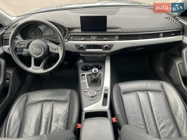 Сірий Ауді А4, об'ємом двигуна 1.98 л та пробігом 170 тис. км за 18000 $, фото 19 на Automoto.ua