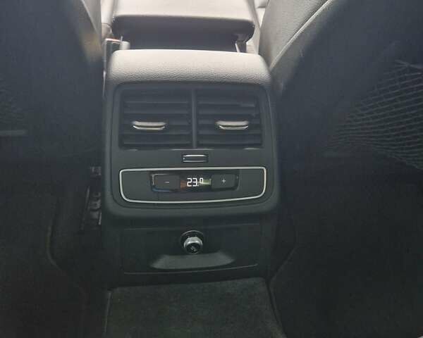 Сірий Ауді А4, об'ємом двигуна 2 л та пробігом 146 тис. км за 18500 $, фото 23 на Automoto.ua